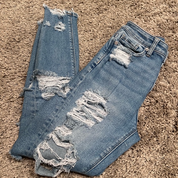 American Eagle Distressed Mom Skinny Jeans - Picture 14 of 16